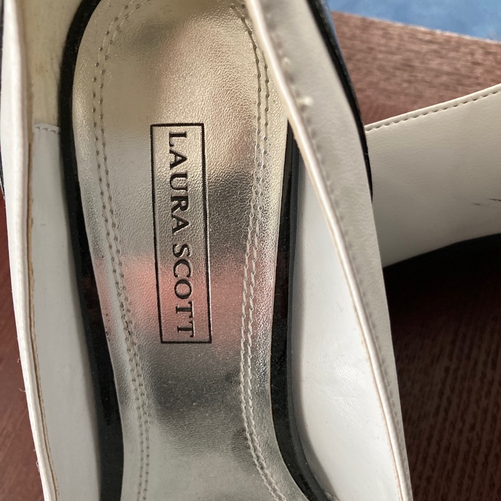 Shoes (heels)